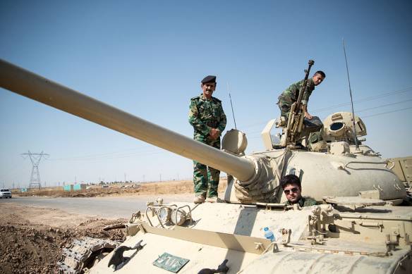 Peshmerga on a T-55-Tank outside Kirkuk in Iraq. Used for PRIO Blogs.