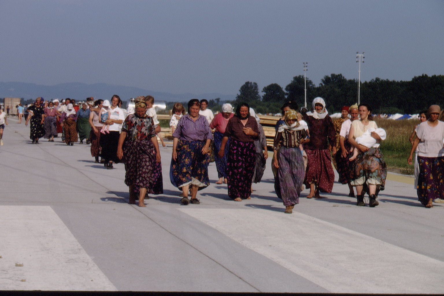 Srebrenica refugees in the Tuzla Camp in 1995. Photo: Patrick Robert/Sygma/CORBIS/Sygma via Getty Images