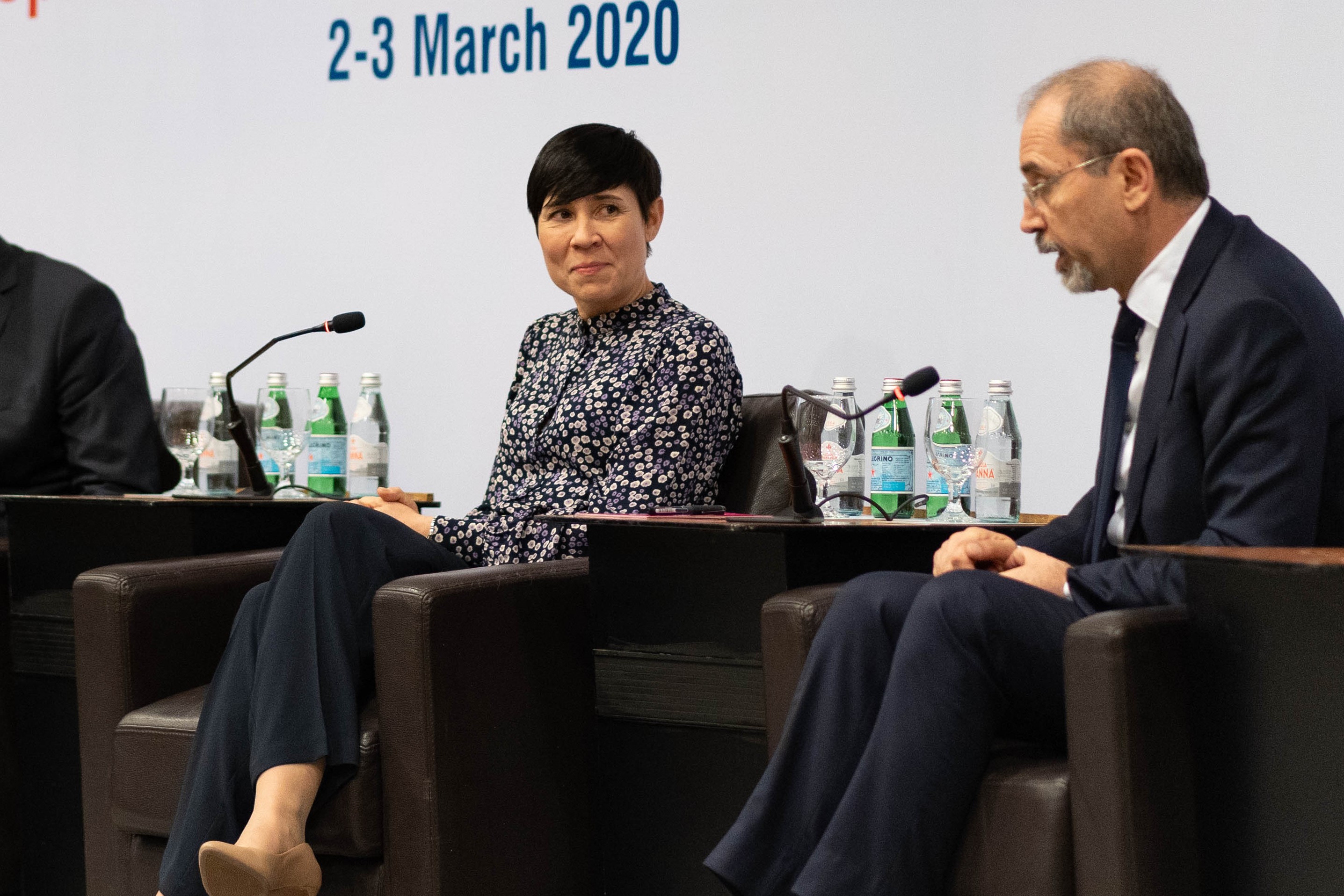 Norway’s Minister of Foreign Affairs Ine Eriksen Søreide and Jordan’s Minister of Foreign Affairs Ayman Safadi at an event in Jordan. Photo: Indigo Trigg-Hauger / PRIO.