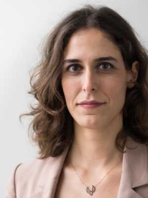 Portrait Zeynep Pinar Erdem. Photo: ZPE