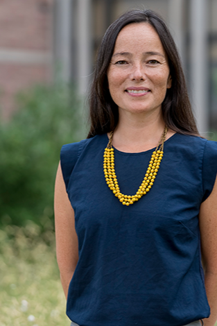 Kim Thuy Seelinger