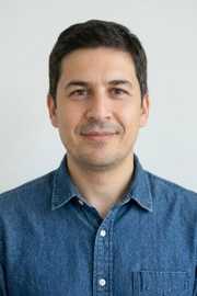 Adrián Andrés Valencia