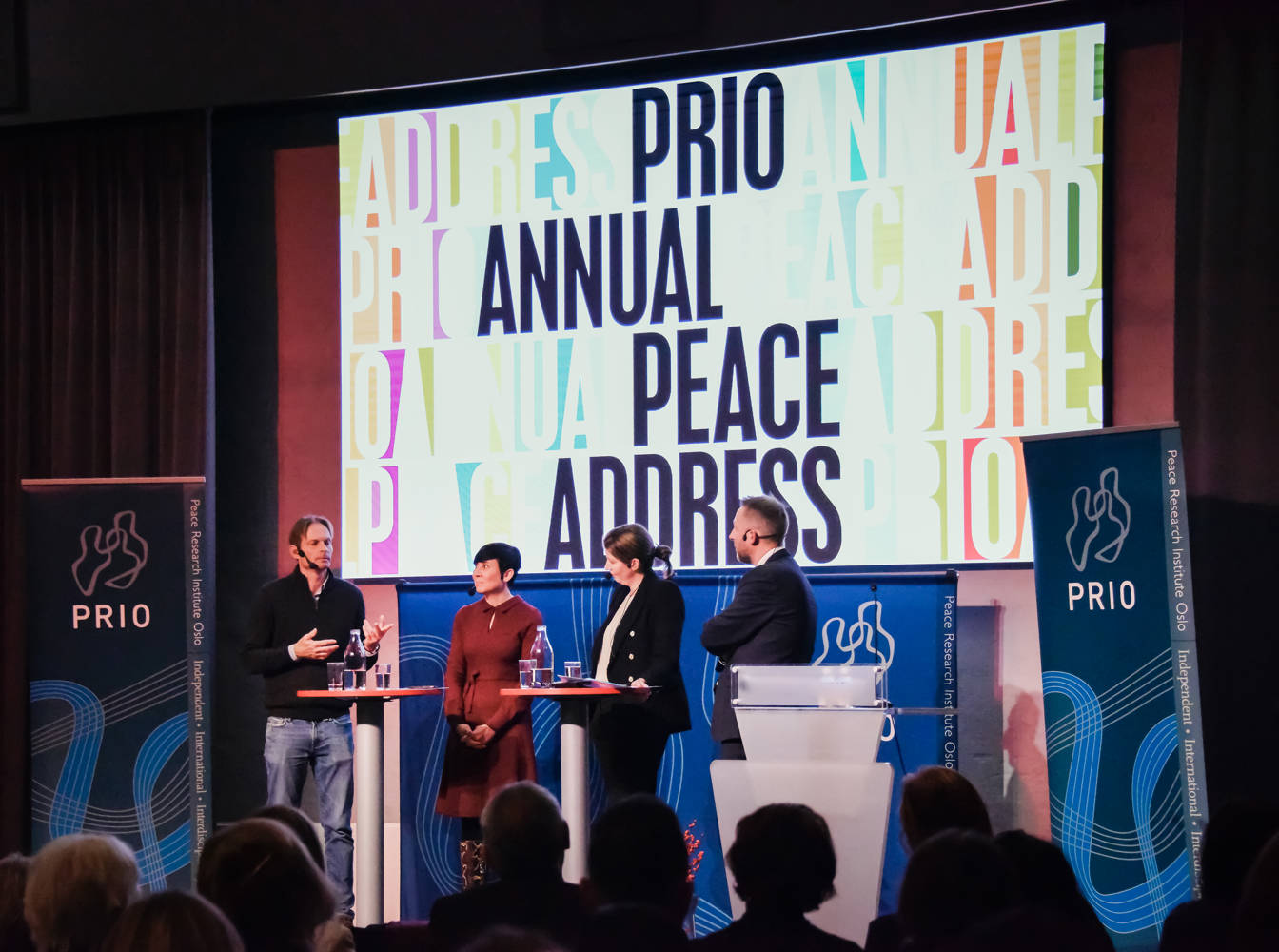 Srdja Popović, Ine Marie Eriksen Søreide, Marianne Dahl and Henrik Urdal. Photo: PRIO / Nancy Bundt