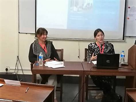 Kaja Borchgrevink and Marta Erdal giving a talk 'The Pakistani diaspora in Norway', at the Lahore School of Economics, Centre on International Migration, Remittances and Diaspora (CIMRAD), Monday 5 March 2018.