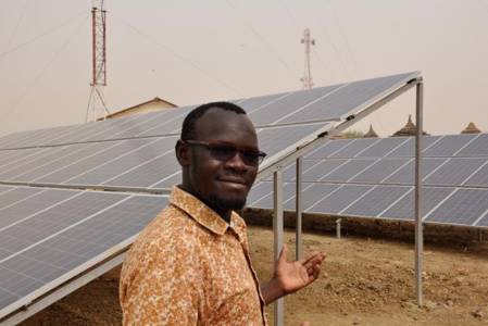 Green Curses and Violent Conflicts: The Security Implications of Renewable Energy Sector Development in Africa
