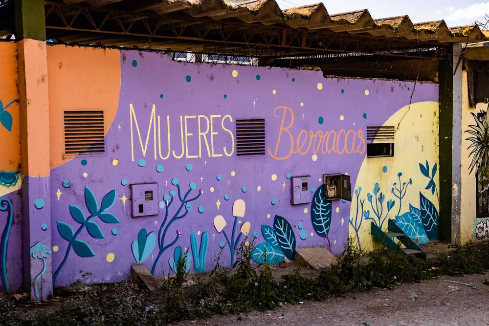 ’Mujeres Berracas’ murial in a small rural town near a local market in Boyacá, Colombia. This is a colloquial expression that means brave, determined, hardworking, and resilient women. December 28, 2022. Photo: Juan Diego Duque Salazar