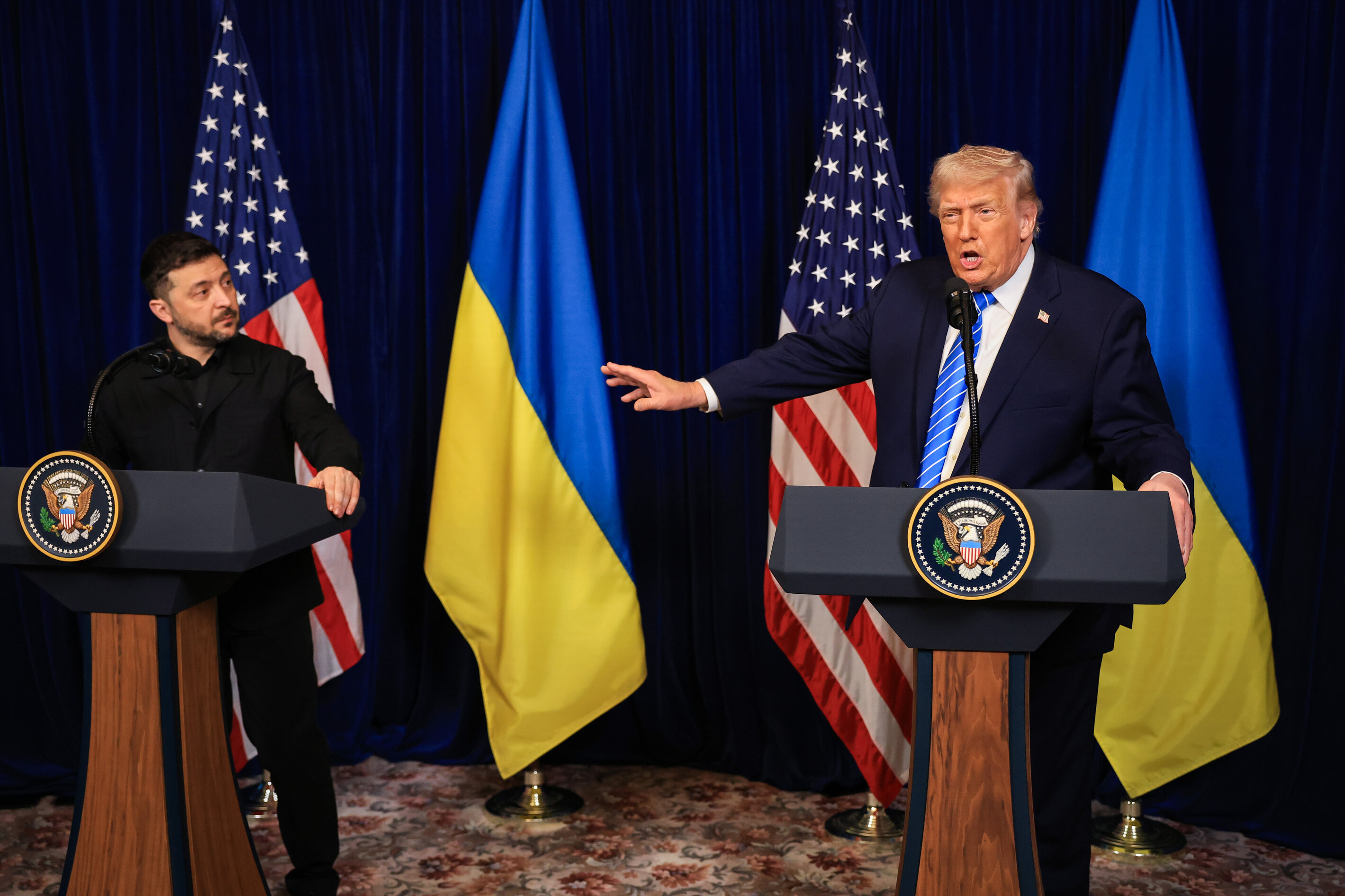 Trump invited Zelensky to his private club 28 December 2025 to work on the U.S.-proposed peace plan to end the war in Ukraine as the conflict approaches four years. Photo: Joe Raedle/Getty Images