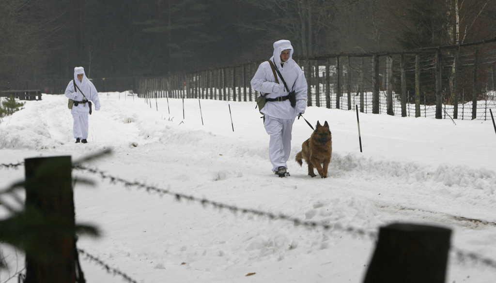 Guarding the border between Poland and Belarus. Egor Eryomov / RIA Novosti / CC-BY-SA 3.0